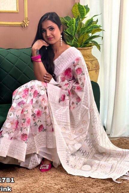 White Floral Print Saree With Embroidery Pallu