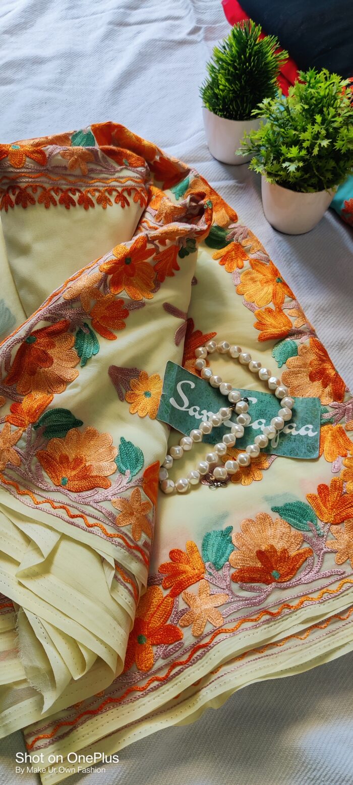 Kashmiri Georgette Cream Shade Aari Embroidery Work Saree With blouse (Copy)