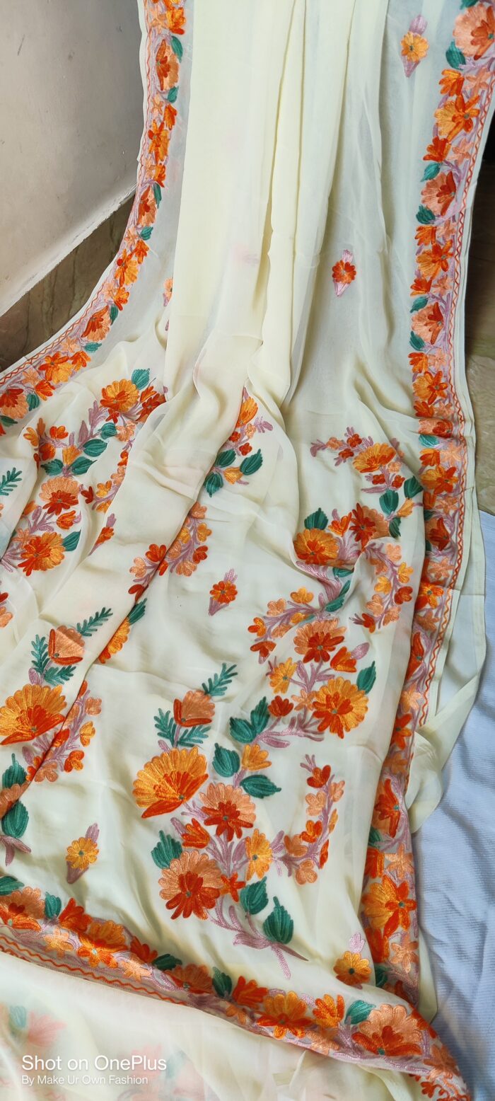 Kashmiri Georgette Cream Shade Aari Embroidery Work Saree With blouse (Copy)