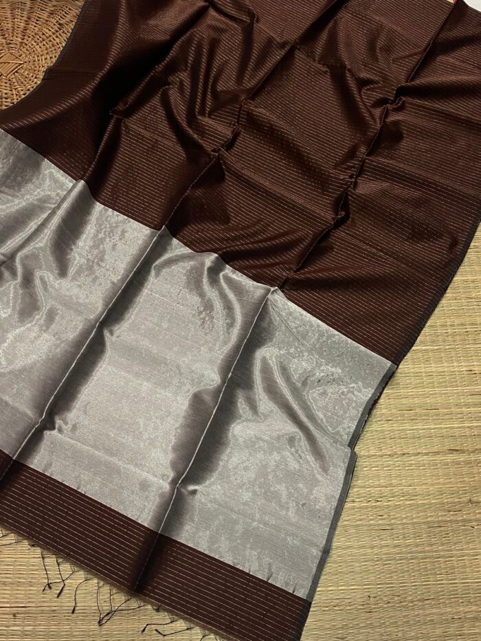 Maheshwari Handloom Zari Piping Border Zari Stripe Sarees