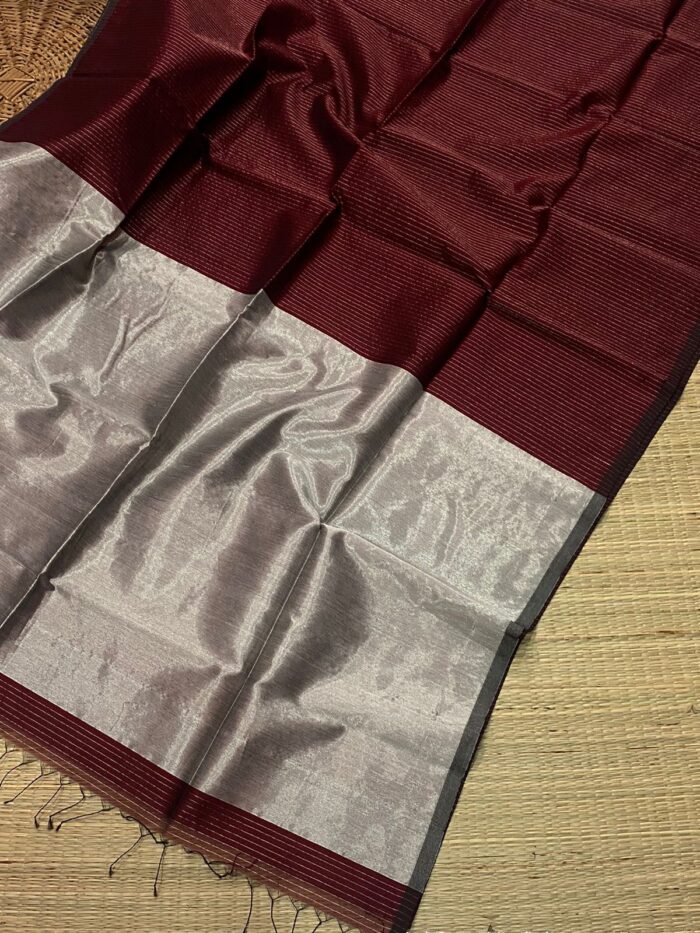 Maheshwari Handloom Zari Piping Border Zari Stripe Sarees