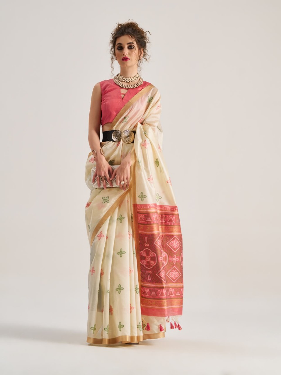 Ivory Cream Bandhej Art Silk Saree with Traditional Patola Weaving Design