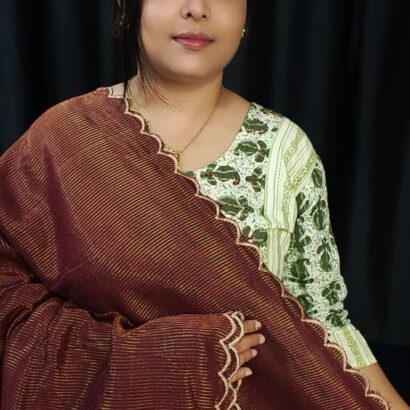 Coffee Brown Pure Mul Cotton Bengal Handloom Saree with Scalloped Zari Border