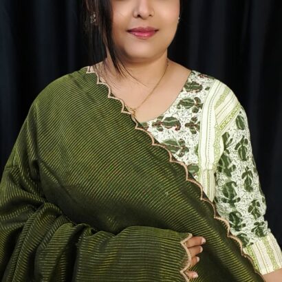 Olive Green Pure Mul Cotton Bengal Handloom Saree with Scalloped Zari Border