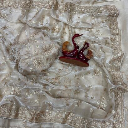 Sequence Saree with Zari Embroidery Work