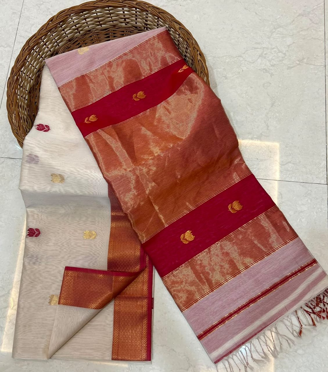 Maheshwari Saree