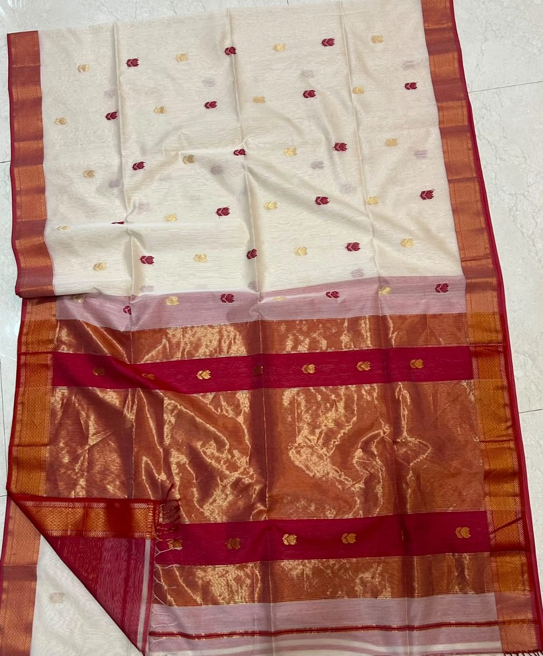 Maheshwari Saree
