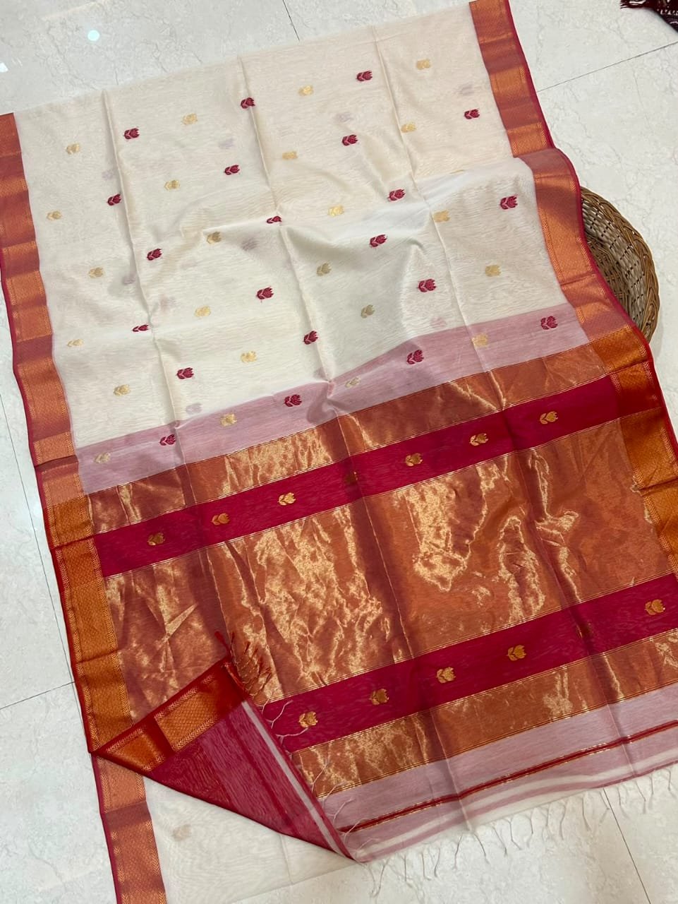 Maheshwari Saree