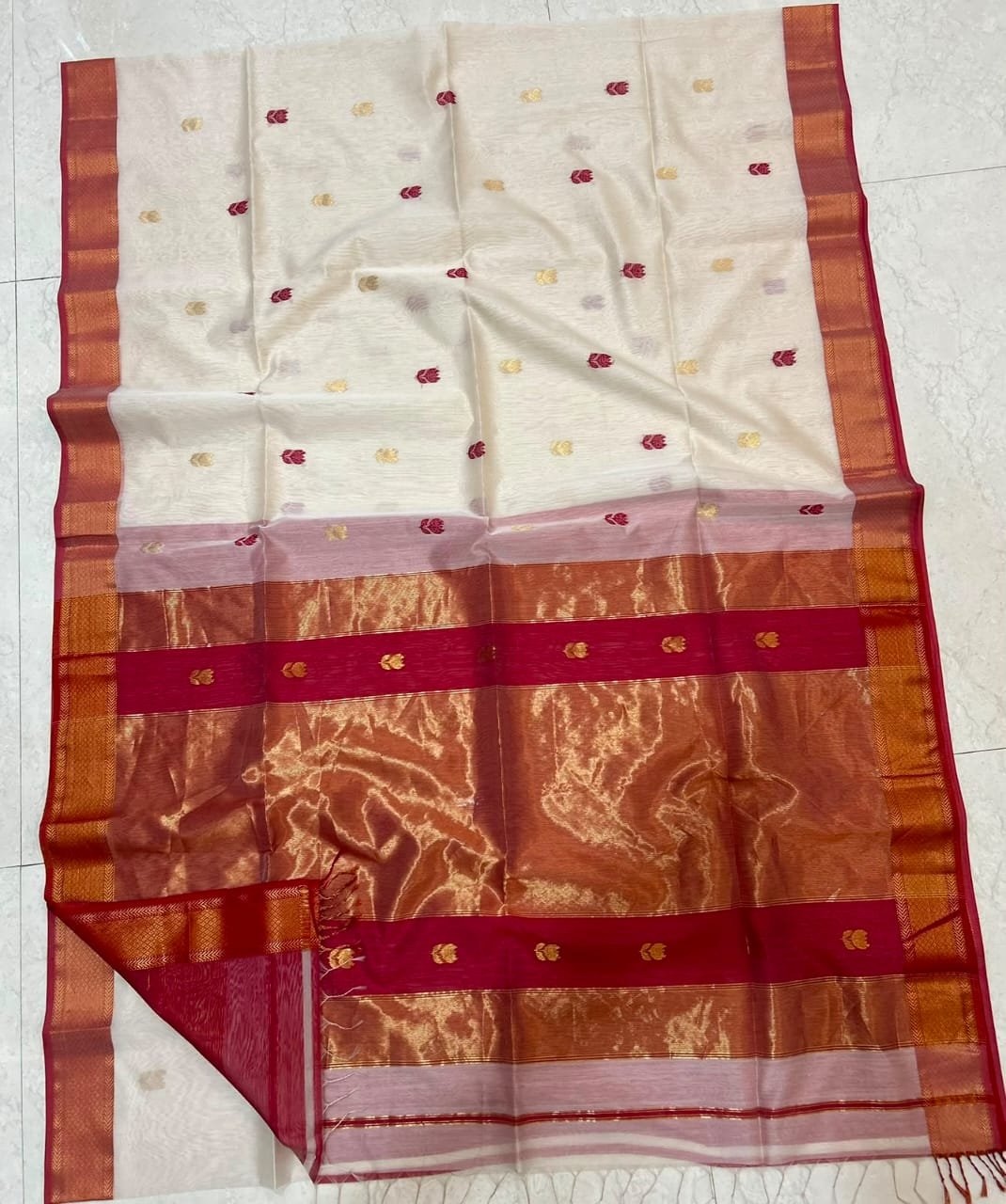 Maheshwari Saree