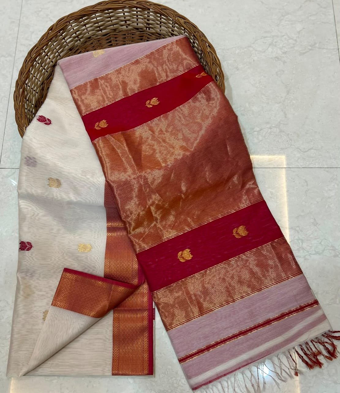 Maheshwari Saree