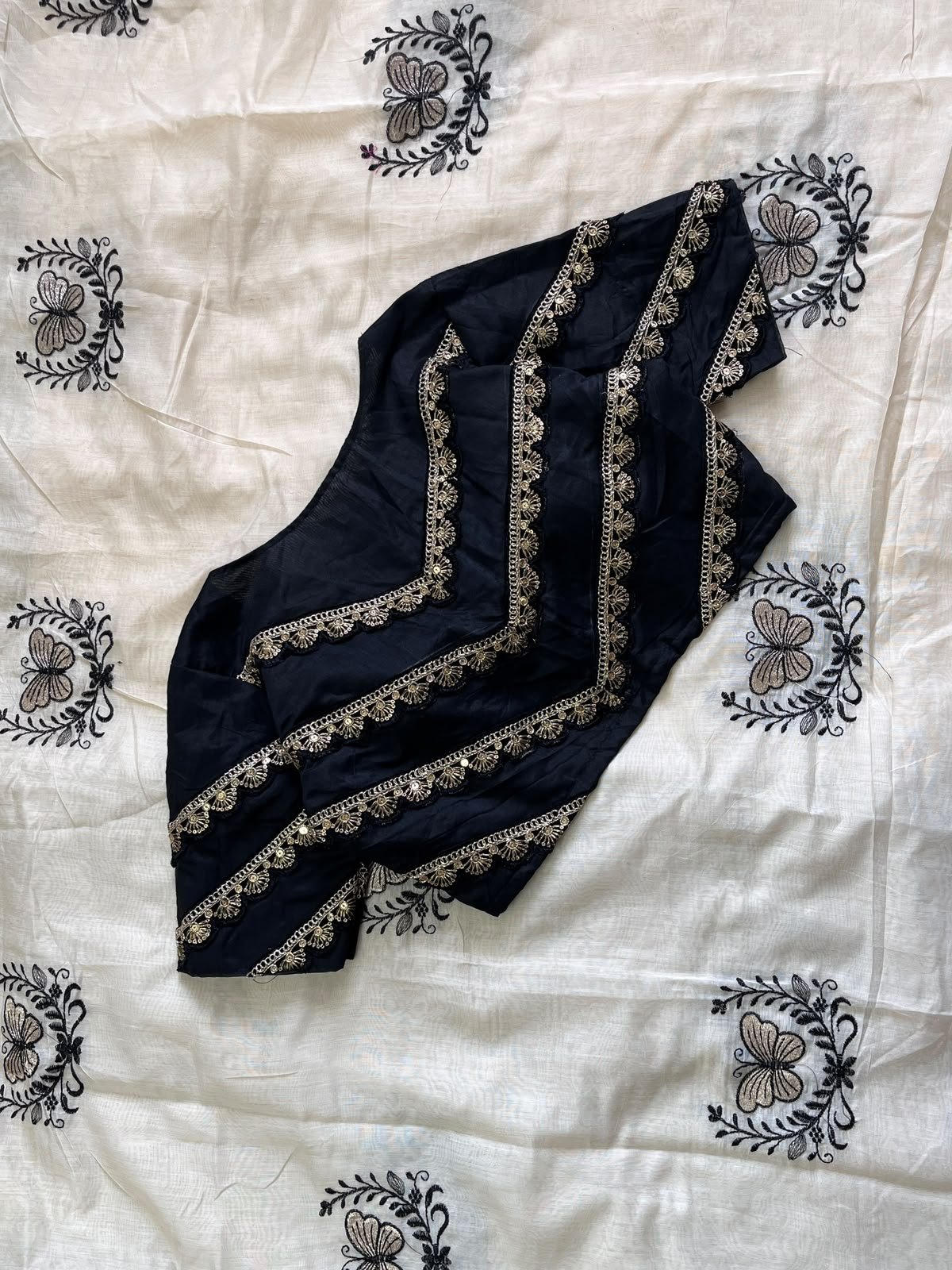 Chanderi saree white, golden & black thread embroidery