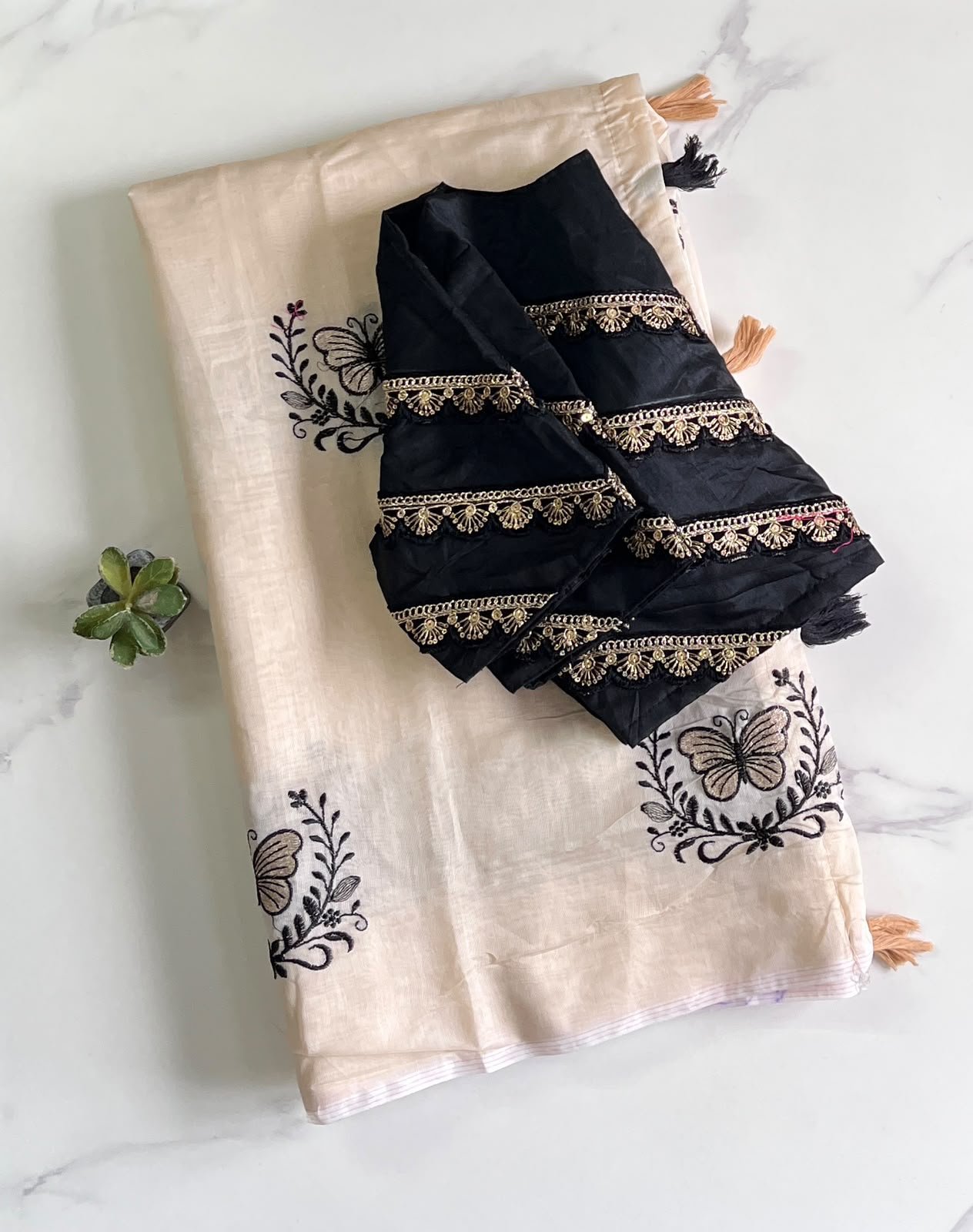Chanderi saree white, golden & black thread embroidery