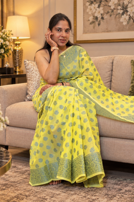 Pure Banarasi Cotton Saree in Lemon Yellow with Resham Jamdani weaving