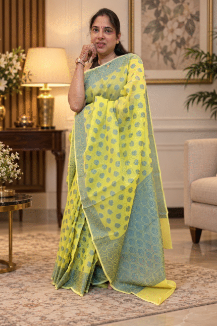 Pure Banarasi Cotton Saree in Lemon Yellow with Resham Jamdani weaving